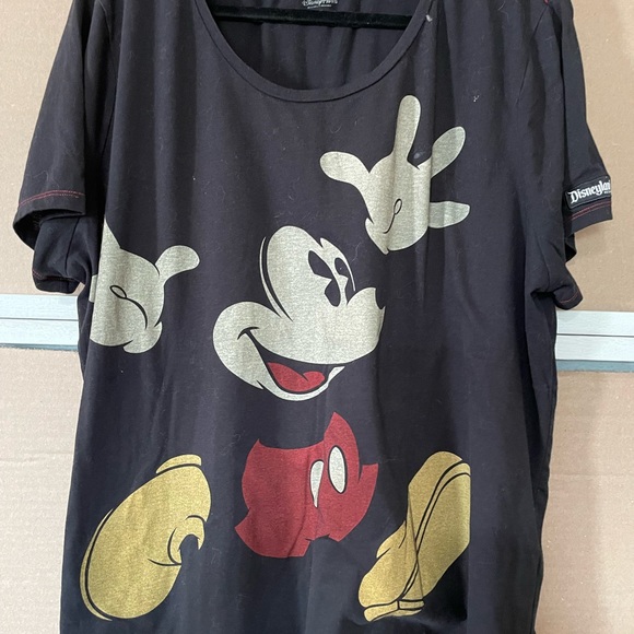 Bundle of 3 Disney Park Tees - Picture 2 of 7